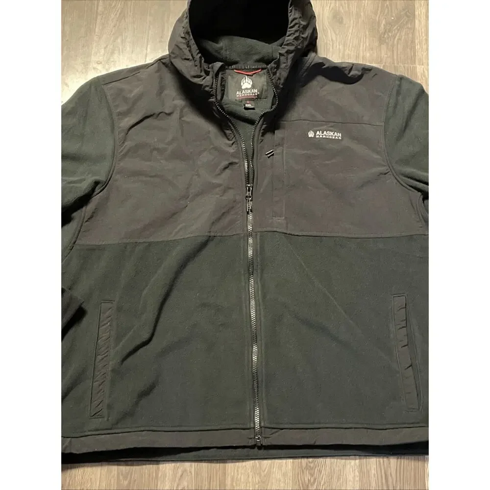 Zip-Up alaskan hardgear